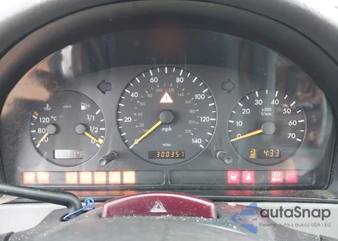 2001 Mercedes-Benz Ml 320 z USA, uszkodzony, nr VIN 4JGAB54E91A271308